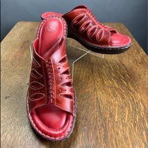 Nurture red leather sandals